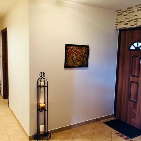 Apartament Granat *