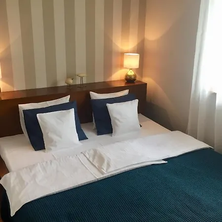 Apartament Granat *